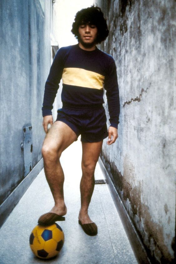 Diego Maradona practices his ball skills