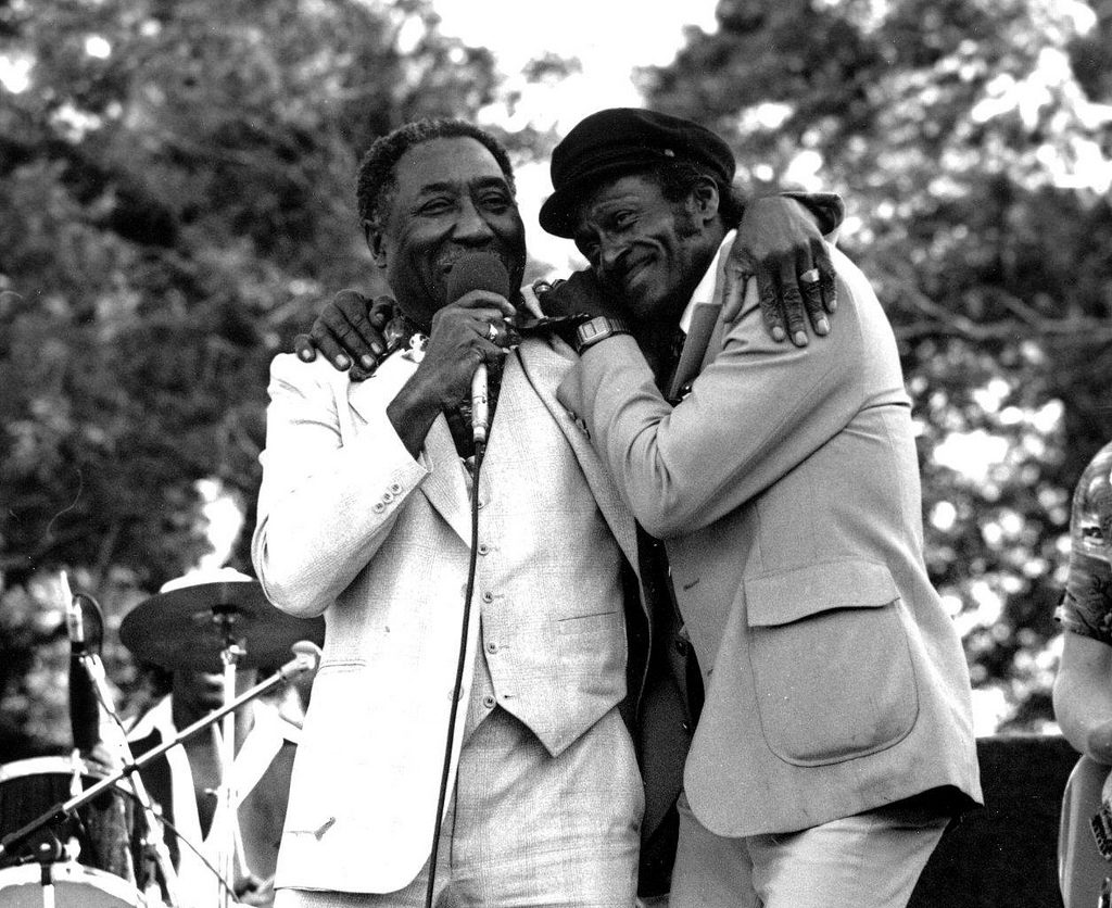 02-cb-with-muddy-waters