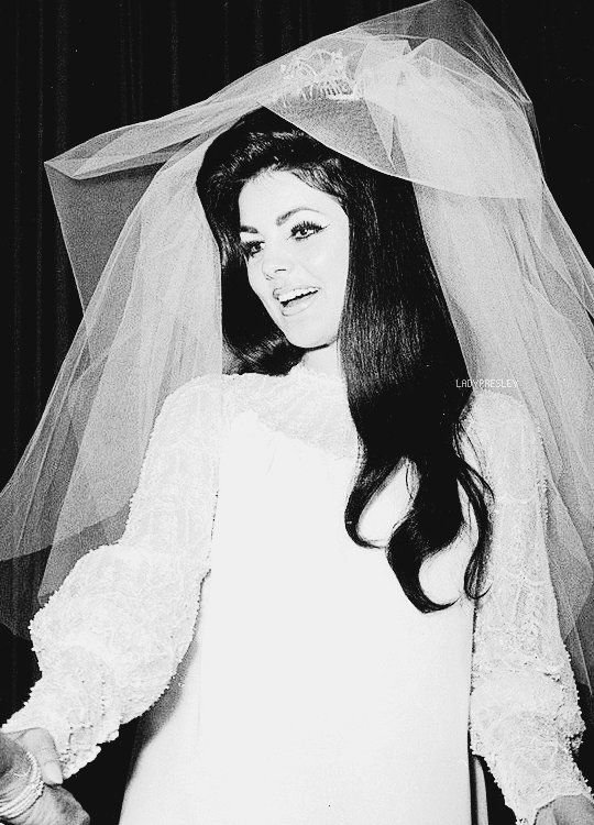 Rare Photos Of Priscilla Presley History Lovers Club